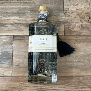 Lillie White Tea & Honeysuckle Bubble Bath from Rogers Gardens